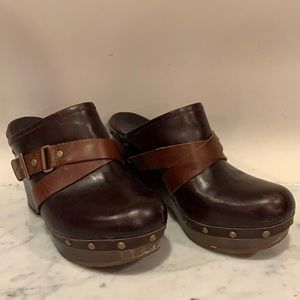 Ugg Brown Shoes